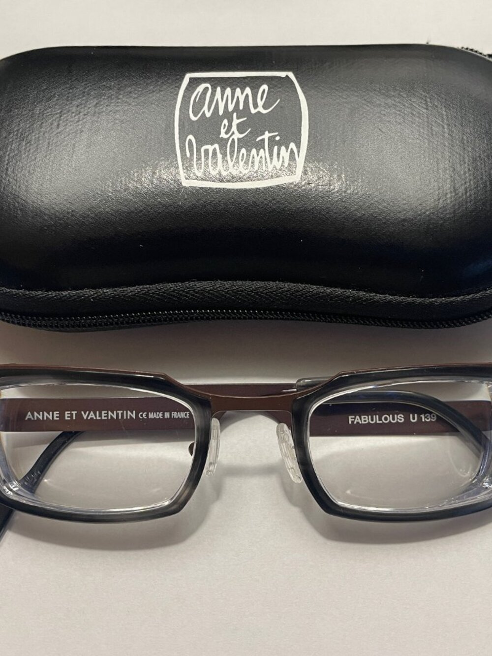Anne et Valentin Frames - FABULOUS U139 -